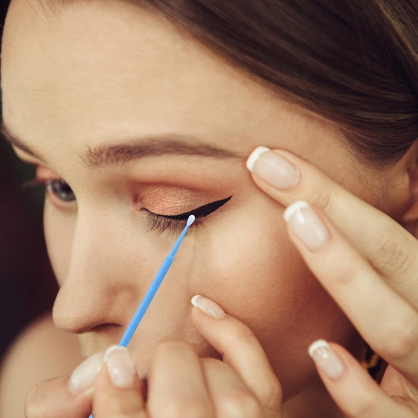 BTYMS 200 Pieces Disposable Micro Applicators Brush Dental Mascara Brushes Micro Swabs Microbrush for Lash Extensions