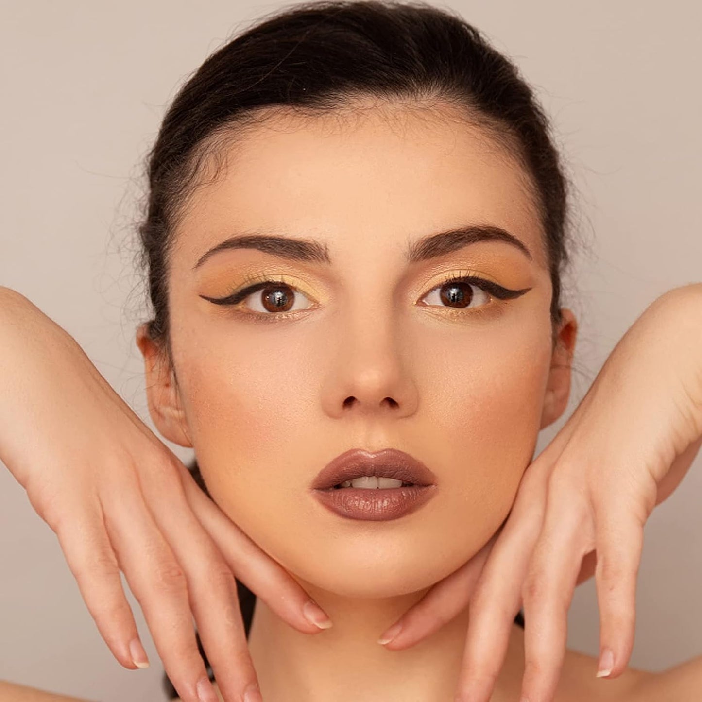 Boobeen Eyeshadow Pencil Crayon Waterproof Stick Shimmer Cream Eyeshadow Pen Create Glitter Eye Makeup, Easy to Use (04#)