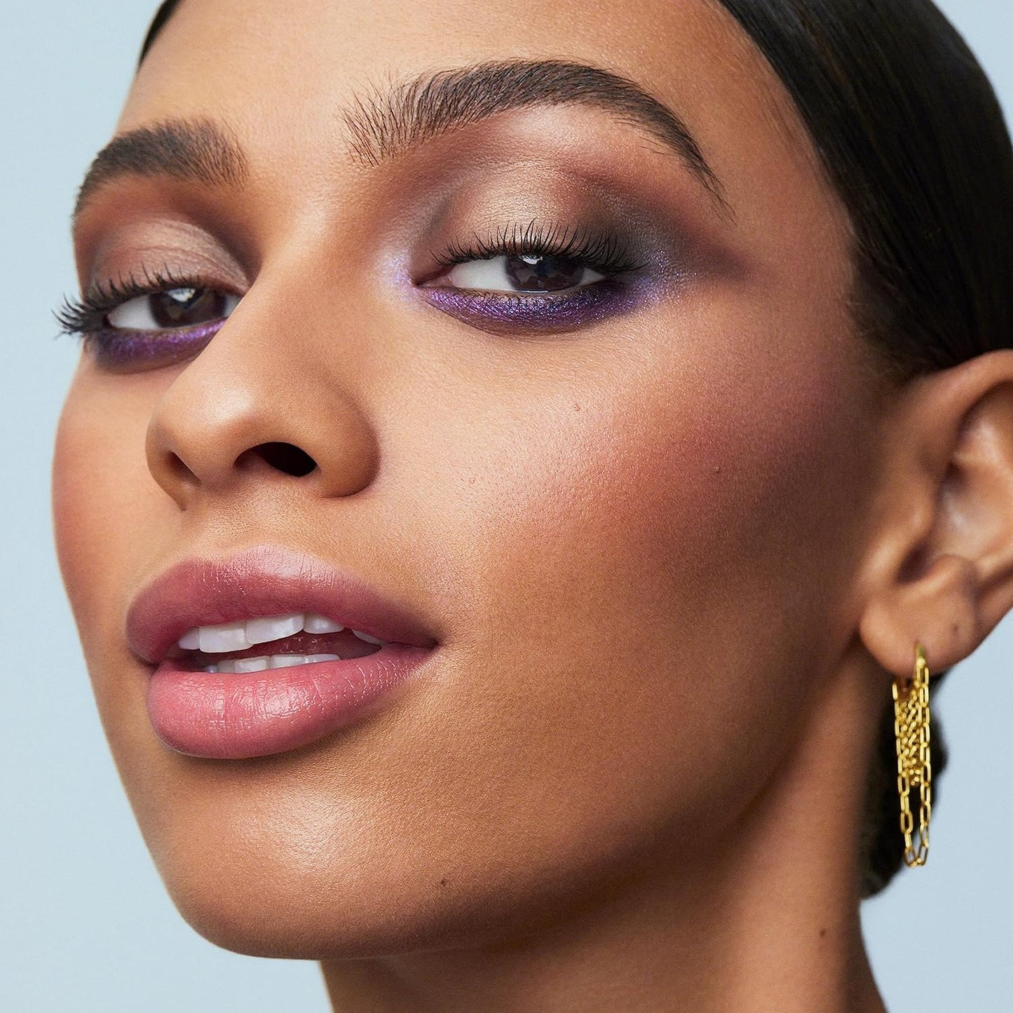 e.l.f. Perfect 10 Eyeshadow Palette, Ten Ultra-pigmented Blue & Purple Metallic Shades, Blendable Formula, Vegan & Cruelty-Free, Intergalactic