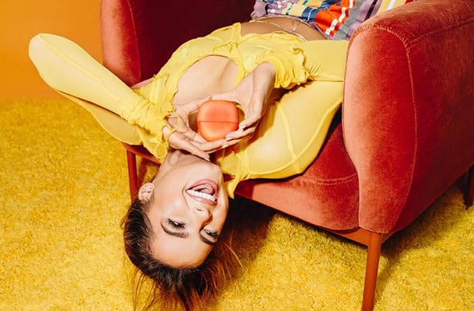 Addison Rae Fragrance Hyped - Luxury Perfume for Women -Woody Citrus Scent - Eau De Parfum -Notes of Mandarin, Blood Orange, Pomelo - Long Lasting Vegan Travel Cologne -Gift for Her -3.4oz EDP Spray