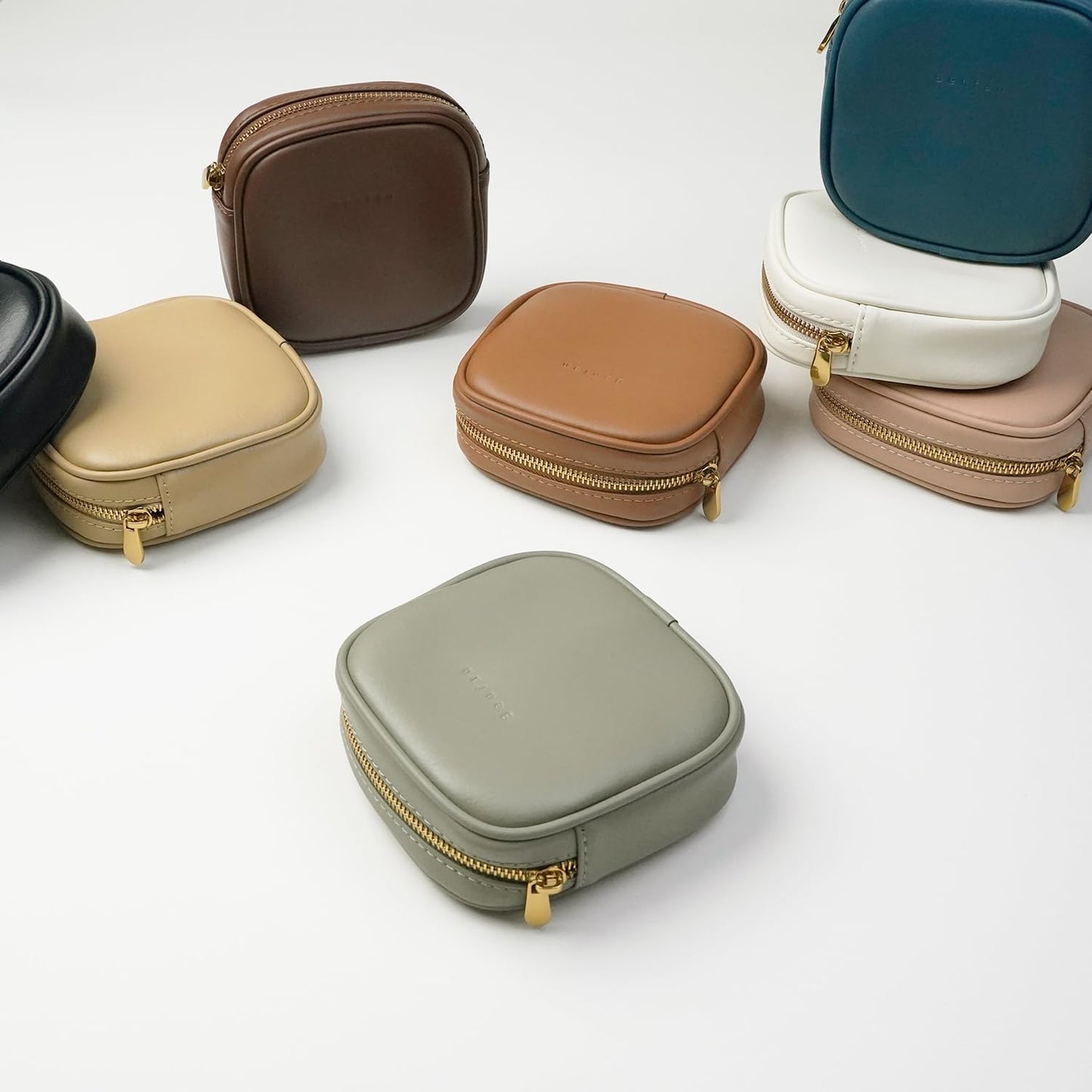 Leather Cosmetic Bag for Women Small Zipper Makeup Bag for Purse Waterproof Travel Makeup Organizer Charger Storage Pouch Color Green