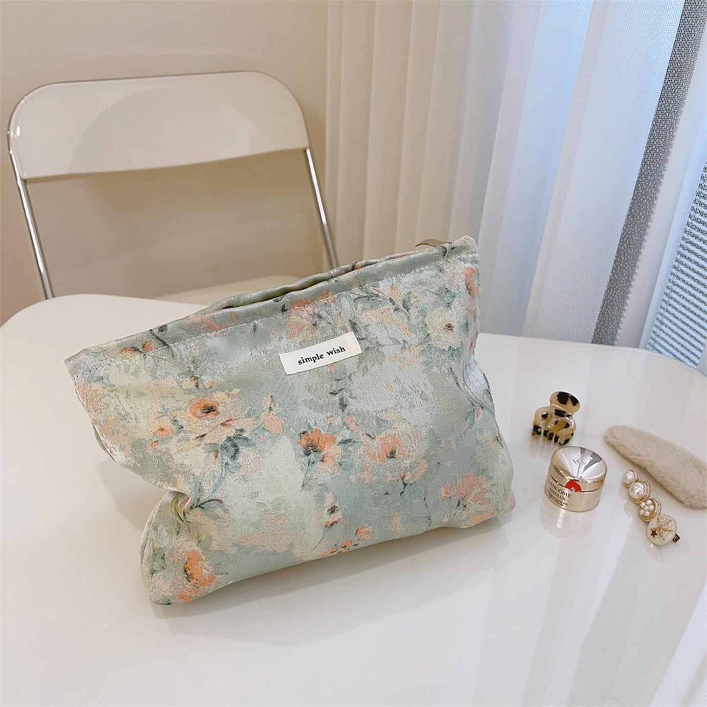 Wudygirl Aesthetic Makeup Bag Large Capacity Cosmetic Bag Canvas Makeup Pouch Toiletry Bag for Women and Girls Travel Floral Make up Bag Makeup Organizer with Zipper (Oli Rose)