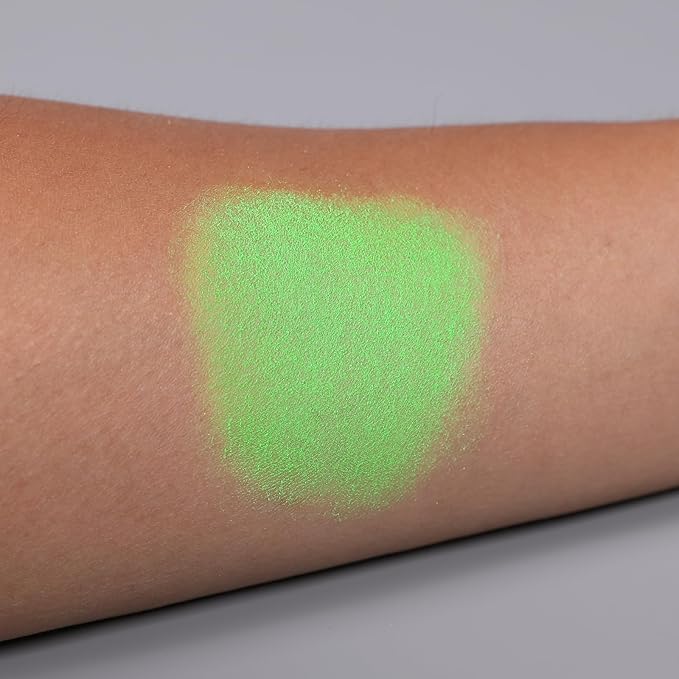 IS'MINE Single Green Matte Eyeshadow Powder Palette High Pigment, Longwear, Intense Color Best Green Eyeshadow