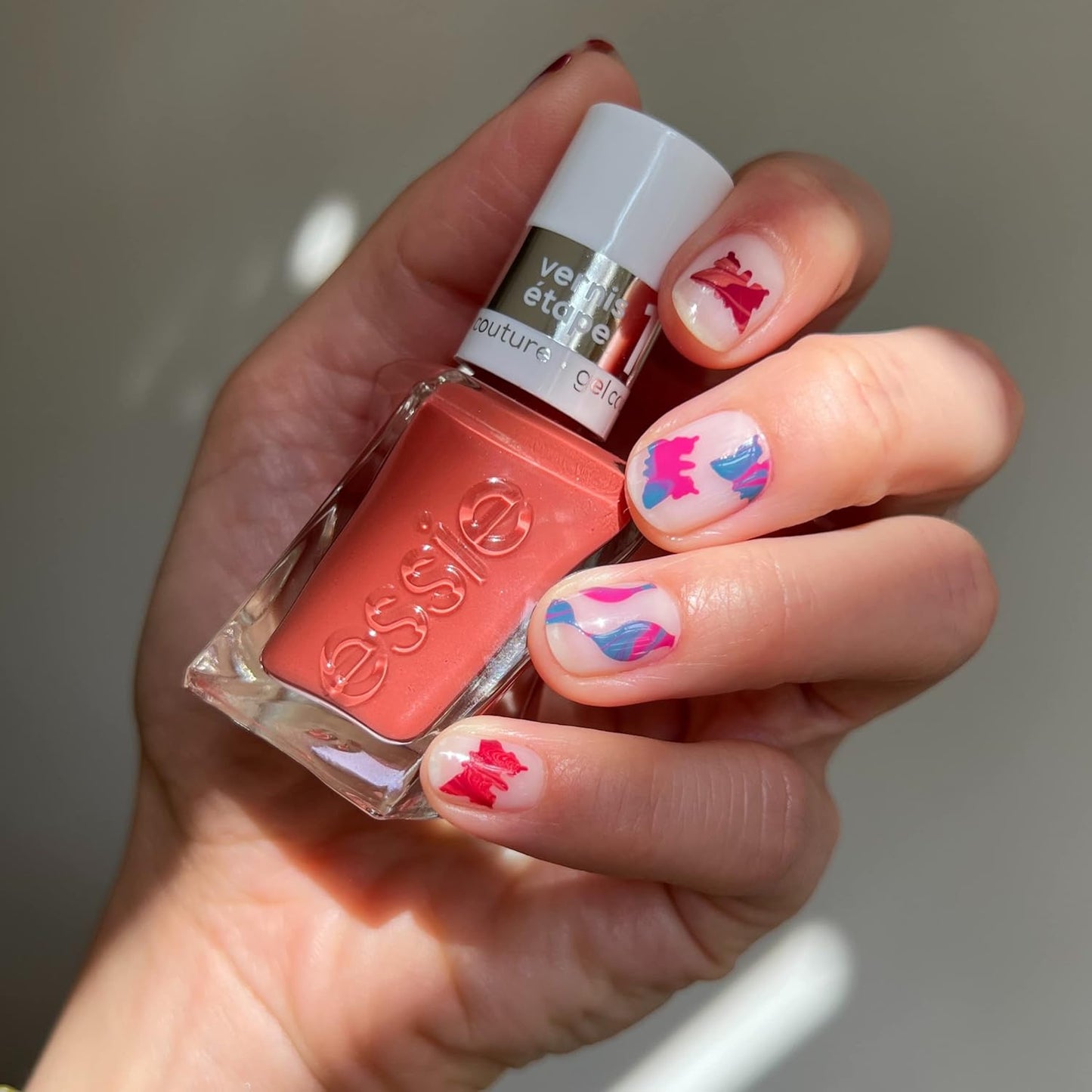 essie Nail Polish Set, electric butterfly , Longwear Gel-like Nail Polish, Woven at Heart, Coral + Put in the Patchwork, Red, Gel-like Shiny Top Coat