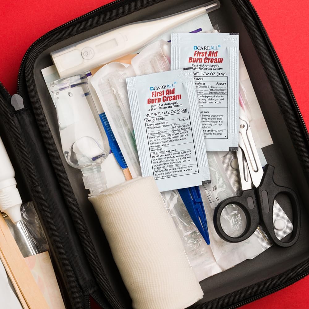 CareALL First Aid Burn Relief Cream 0.9g Packets (Pack of 25) Pain Relieving First Aid Cream for Temporary Relief of Pain from Minor Burns, Cuts, and Scrapes. Prevents Infection