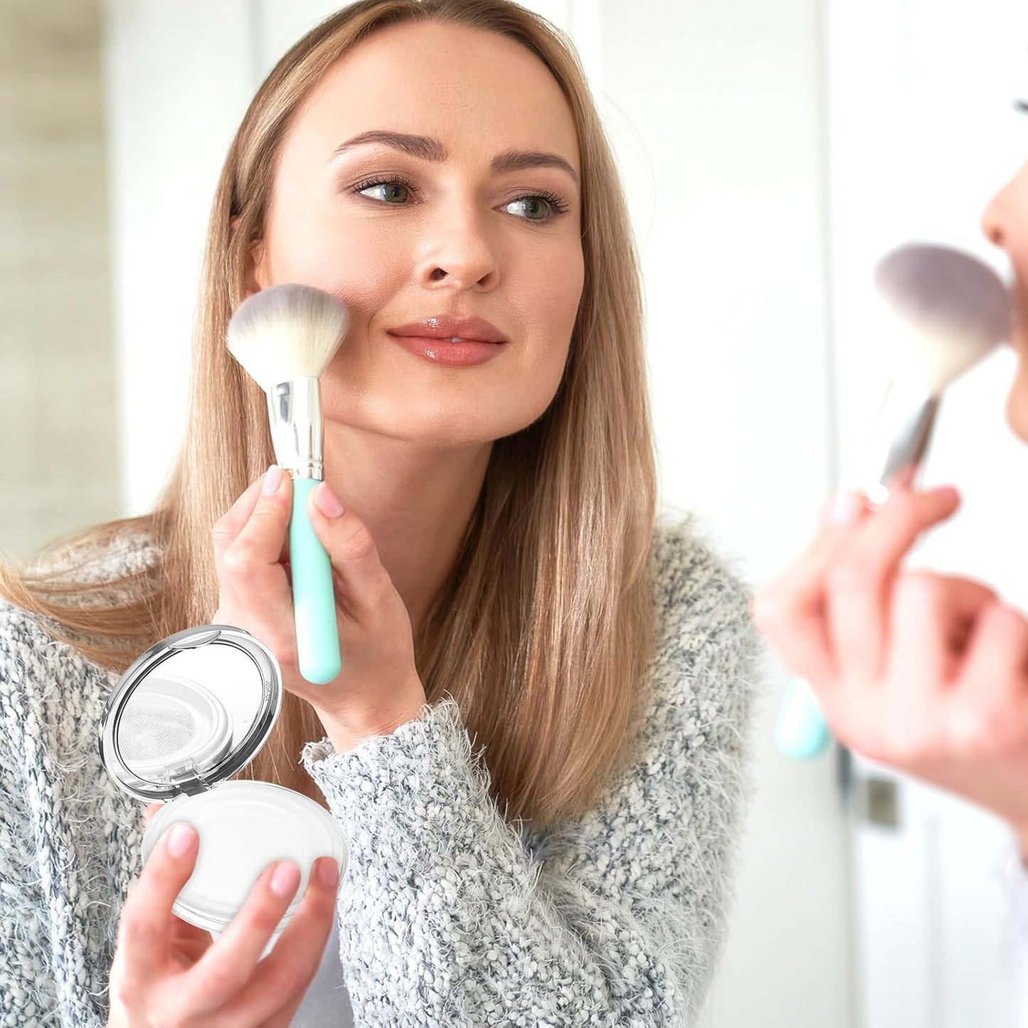 2 Pcs Loose Powder Container with Puff, 0.3-0.7oz Reusable Travel Powder Puff Case Refillable Empty Makeup Compact Box with Mirror for Travel DIY Makeup Cosmetic