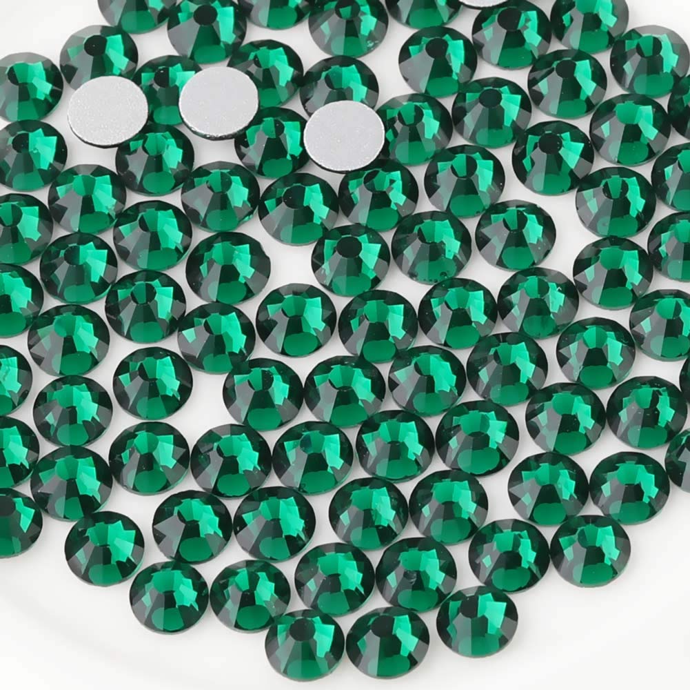 Beadsland 144pcs Flat Back Crystal Rhinestones Round Gems for Nail Art and Craft Glue Fix, Emerald, SS40, 8.4-8.7mm