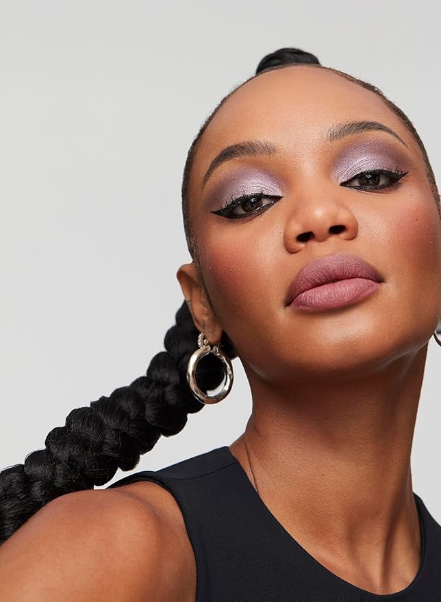 Crème Eyeshadow by Revlon, ColorStay 24 Hour Eye Makeup, Highly Pigmented Cream Formula in Blendable Matte & Shimmer Finishes, 740 Black Currant, 0.16 Oz