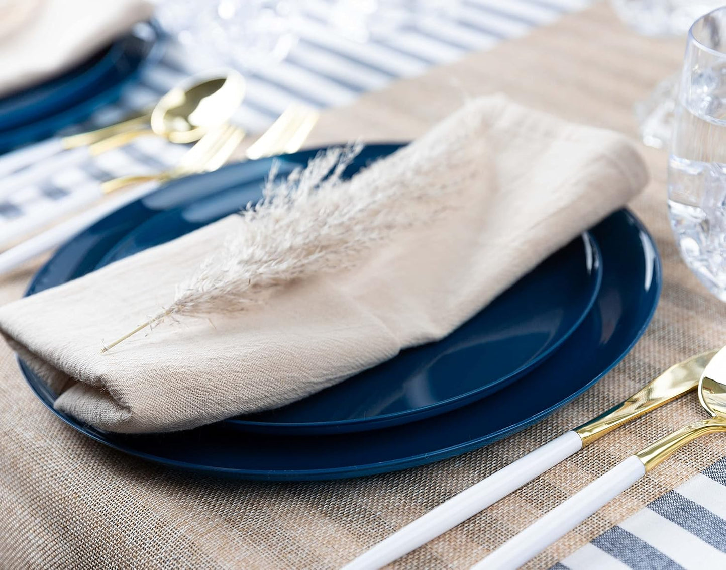 PLASTICPRO [30 Pack 8.6''] Dark Blue Plastic Party Plates Edge Collection Premium heavyweight Elegant Disposable Tableware Dishes