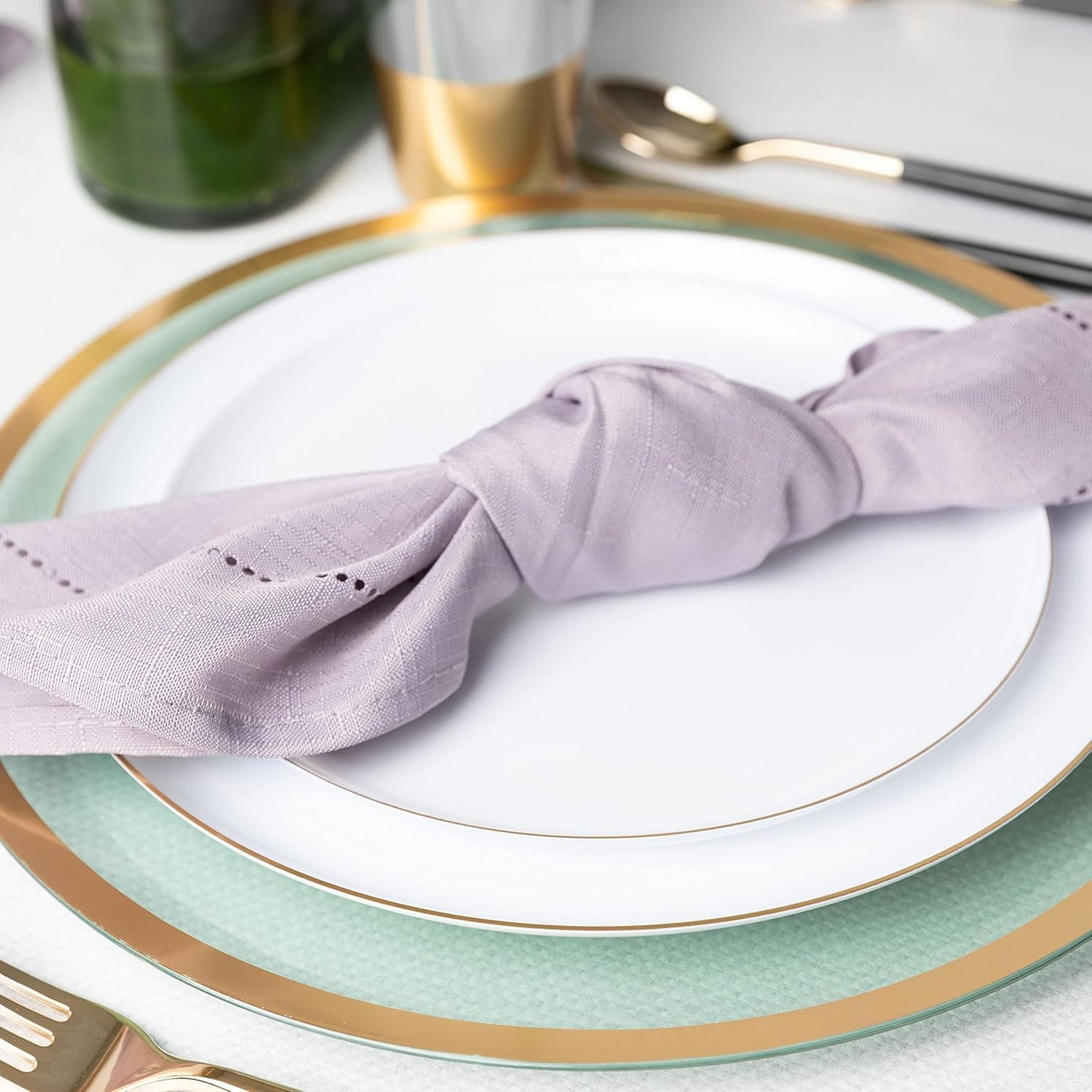 PLASTICPRO [30 Pack 8.6''] White Plastic Party Plates With Gold Rim Edge Collection Premium heavyweight Elegant Disposable Tableware Dishes