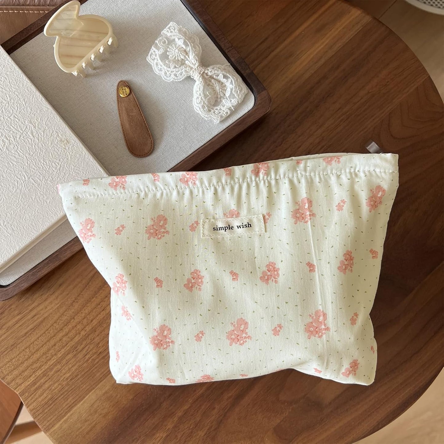 Wudygirl Cute Makeup Bag for Women - Travel Cosmetic Bag with Zipper Makeup Pouch Floral Make up Organizer Handbag Aesthetic (Pink Floral)