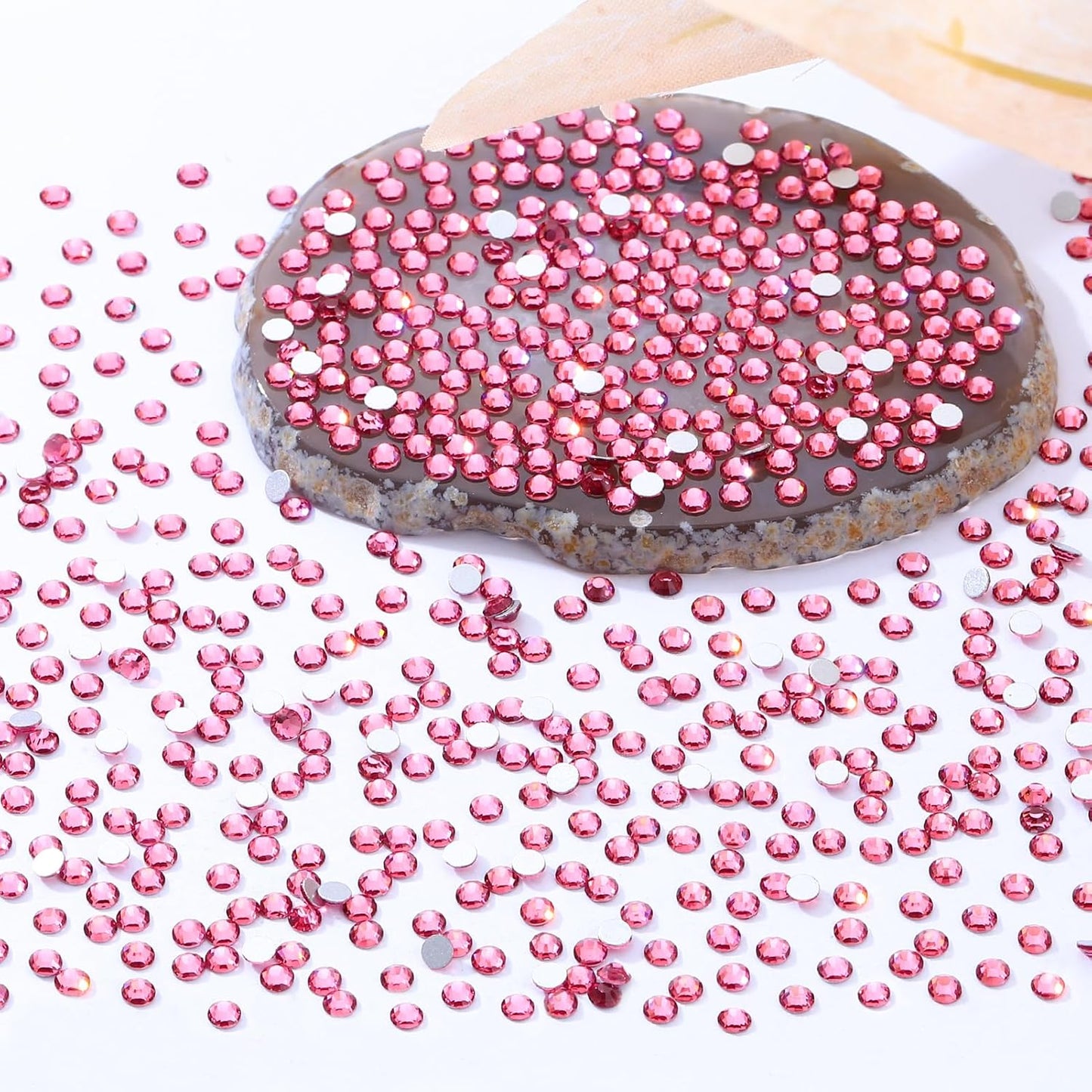 Rose Flatback Rhinestones, Glass Rhinestones for Nail Art and Craft, Glue Fix, Loose Crystal Gemstones(Rose, SS4, 2880pcs, 1.5-1.7mm)