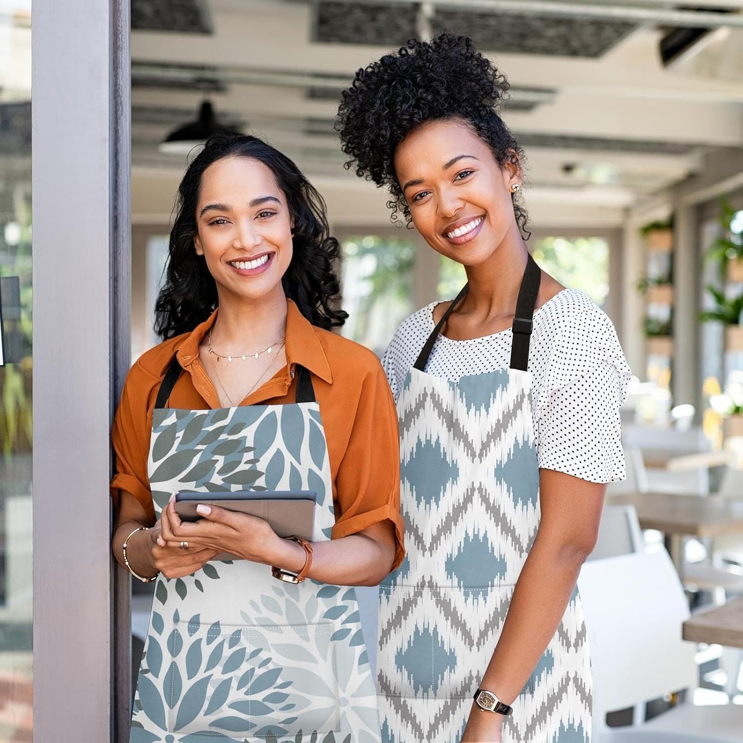 2 Pack Aprons, Powder Blue Dahlia Chevron Adjustable Bib Aprons with 2 Pockets for Women Men Couple Lovers Chef Home Kitchen Cooking Baking Gardening Flower Geometric Plaid Apron 32x28 Inches