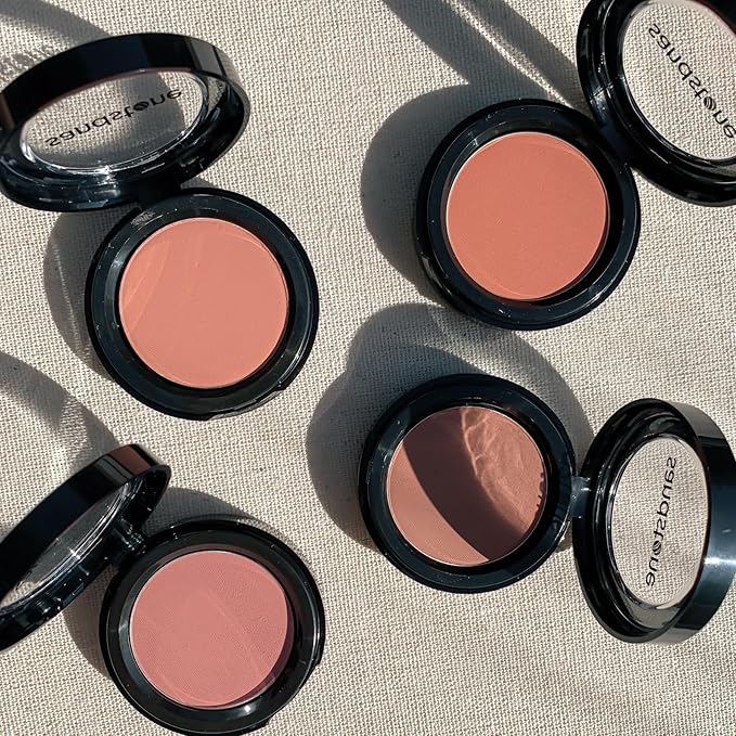 Big Crush Blush – Hypoallergenic silky powder blush for cheeks. Fine color pigmentation and smooth texture - buildable - long lasting